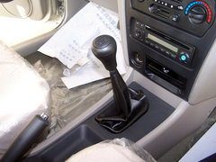 2005款 TJ7111B-XS 1.1 MT 三缸两厢