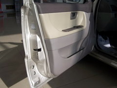 2005款 TJ7111B-XS 1.1 MT 三缸两厢