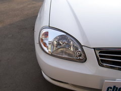 2005款 TJ7111B-XS 1.1 MT 三缸兩廂