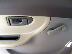 2005款 TJ7111B-XS 1.1 MT 三缸兩廂