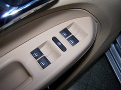 2006款 1.8T 手动 豪华型 5座
