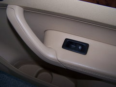 2006款 1.8T 手动 豪华型 5座
