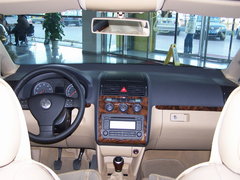 2006款 1.8T 手动 豪华型 5座