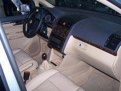 2006款 1.8T 手动 豪华型 5座