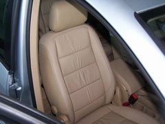 2006款 1.8T 手动 豪华型 5座