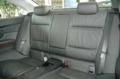 2008款 330i 3.0L 双门轿跑车
