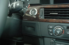 2008款 330i 3.0L 双门轿跑车