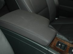 2008款 330i 3.0L 双门轿跑车