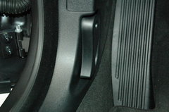 2008款 330i 3.0L 双门轿跑车