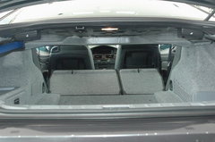 2008款 330i 3.0L 双门轿跑车