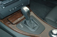 2008款 330i 3.0L 双门轿跑车