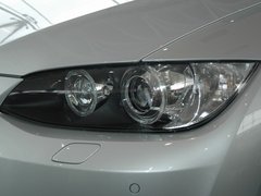 2008款 330i 3.0L 双门轿跑车