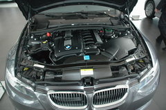 2008款 330i 3.0L 双门轿跑车