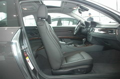2008款 330i 3.0L 双门轿跑车