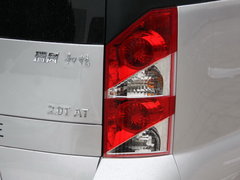 2006款 2.4 自動 7座 自動高配版