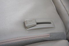 2008款 3.0 自动 GLX 7座