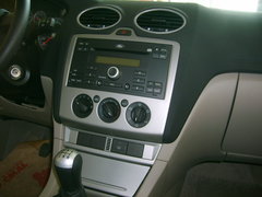 2006款 两厢 1.8L 自动 时尚型