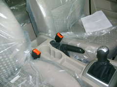 2006款 两厢 1.8L 自动 时尚型