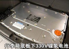 2006款 两厢 1.8L 自动 时尚型