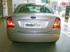 2006款 两厢 1.8L 自动 时尚型