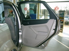 2006款 两厢 1.8L 自动 时尚型
