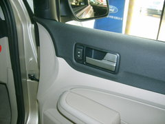 2006款 两厢 1.8L 自动 时尚型
