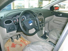 2006款 两厢 1.8L 自动 时尚型