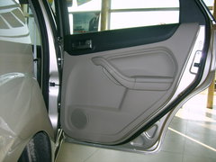 2006款 两厢 1.8L 自动 时尚型