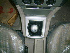 2006款 两厢 1.8L 自动 时尚型