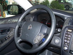 2007款 2.5L AT Royal 导航版