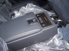 2007款 2.5L AT Royal 导航版