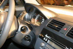 2010款 1.5L 自动 冠军限量版