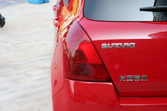 2010款 1.5L 自动 冠军限量版