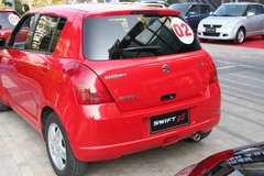 2010款 1.5L 自动 冠军限量版