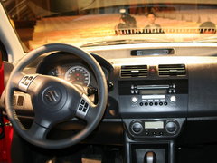 2010款 1.5L 自动 冠军限量版