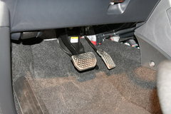 2010款 1.5L 自动 冠军限量版