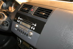 2010款 1.5L 自动 冠军限量版