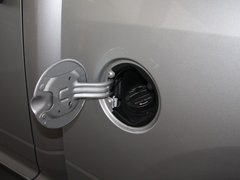 2006款 5.9 自动 