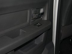 2006款 5.9 自动 