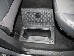 2006款 5.9 自动 