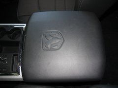 2006款 5.9 自动 
