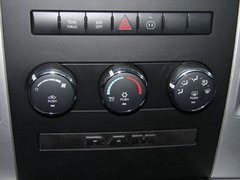2006款 5.9 自动 