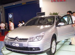 2005款 3.0L 自动 标配型