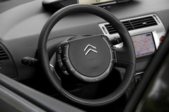 2006款 1.6L 自动 舒适型