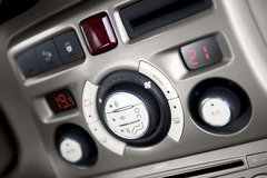 2006款 1.6L 自动 舒适型