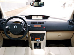 2006款 1.6L 自动 舒适型