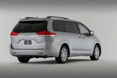 2005款 3.3L 自动 XLE 7座