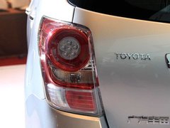 2011款 1.8L CVT 精英版 5座