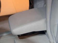 2011款 1.8L CVT 精英版 5座