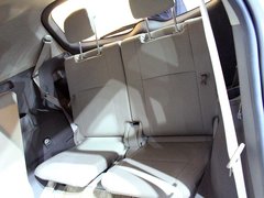2011款 1.8L CVT 精英版 5座